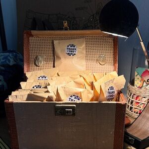 🎁💝 🎉🍾I HAVE 25 MINI GRAB BAGS TO GO IN THE NEXT 25 ORDERS ⭐️🤗🌹🥳 UPDATE: 18 left!